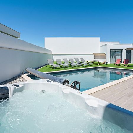 Villa Tropical Santa Barbara  エクステリア 写真
